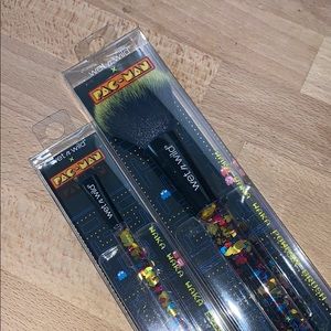 WET N WILD PAC MAN MAKEUP BRUSHES